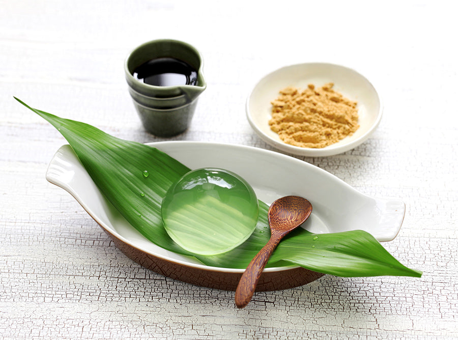 Globule Warabimochi Dessert