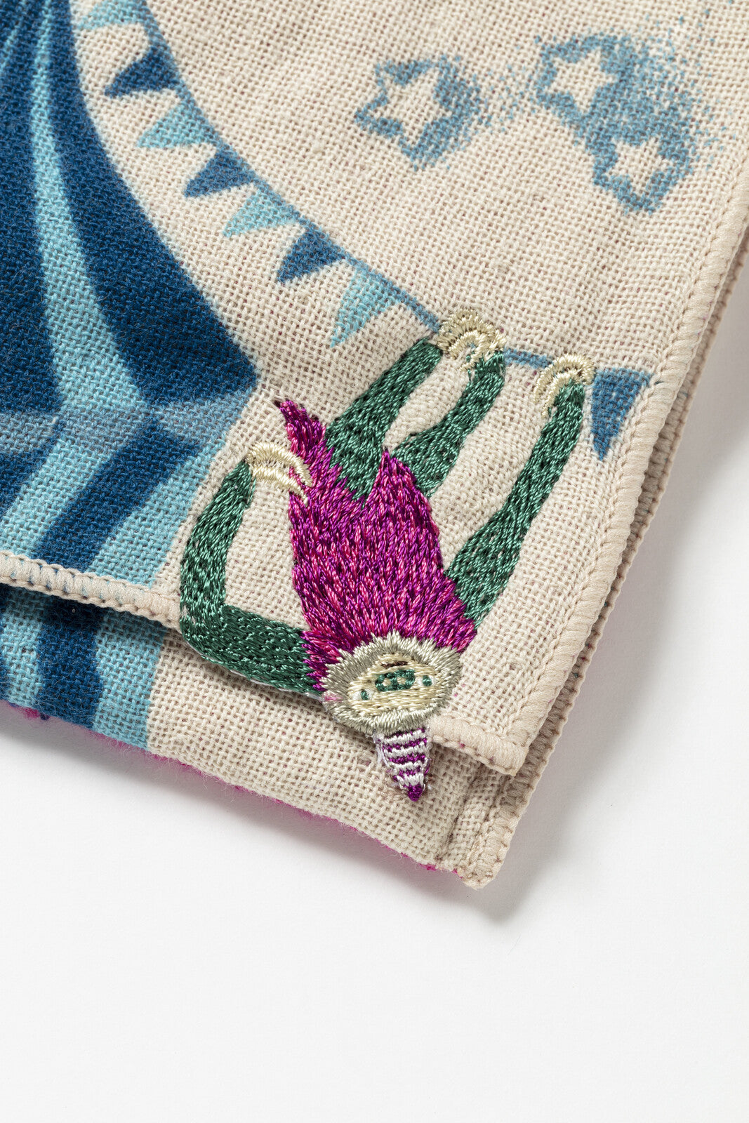 morita MiW gauze handkerchief pouch - The Circus Star, Sloth